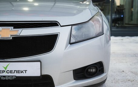 Chevrolet Cruze II, 2010 год, 550 000 рублей, 10 фотография