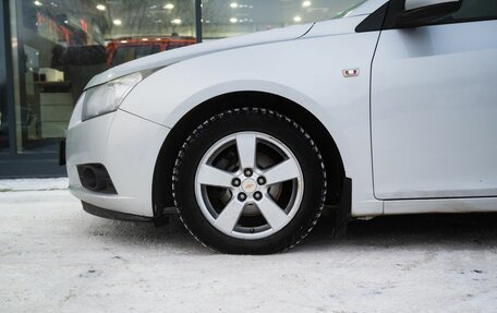 Chevrolet Cruze II, 2010 год, 550 000 рублей, 9 фотография