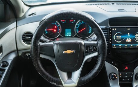 Chevrolet Cruze II, 2010 год, 550 000 рублей, 16 фотография