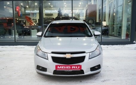 Chevrolet Cruze II, 2010 год, 550 000 рублей, 3 фотография