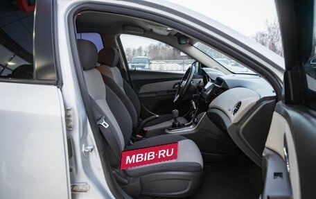 Chevrolet Cruze II, 2010 год, 550 000 рублей, 11 фотография