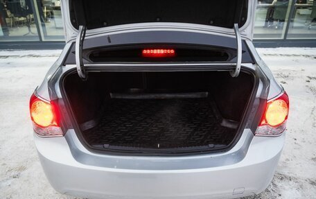 Chevrolet Cruze II, 2010 год, 550 000 рублей, 21 фотография