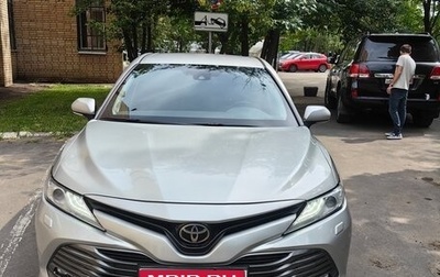 Toyota Camry, 2019 год, 2 700 000 рублей, 1 фотография