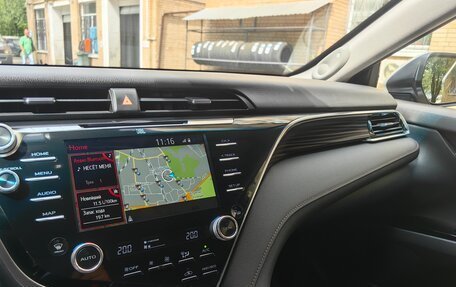 Toyota Camry, 2019 год, 2 700 000 рублей, 17 фотография