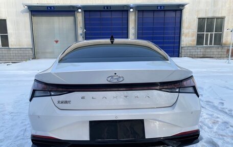 Hyundai Elantra, 2022 год, 1 750 000 рублей, 6 фотография