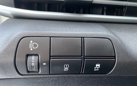 Hyundai Elantra, 2022 год, 1 750 000 рублей, 14 фотография