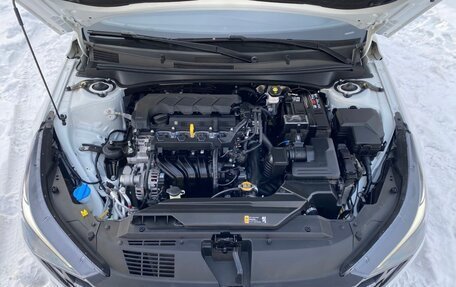 Hyundai Elantra, 2022 год, 1 750 000 рублей, 23 фотография