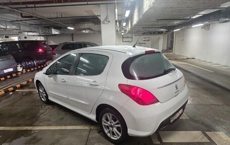 Peugeot 308 II, 2011 год, 700 000 рублей, 2 фотография