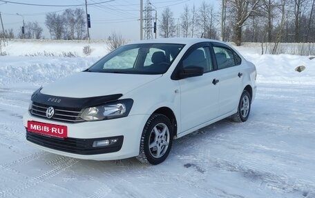 Volkswagen Polo VI (EU Market), 2020 год, 895 000 рублей, 2 фотография