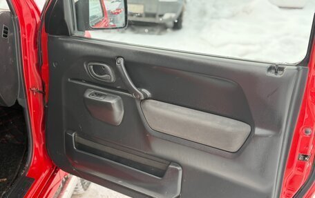 Suzuki Jimny, 2007 год, 699 000 рублей, 24 фотография