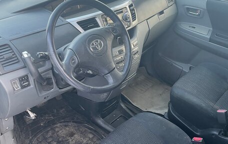 Toyota Voxy II, 2005 год, 440 000 рублей, 9 фотография