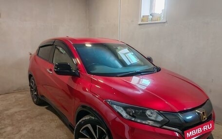 Honda Vezel, 2017 год, 1 630 000 рублей, 8 фотография