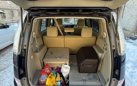 Toyota ISis I, 2012 год, 1 500 000 рублей, 14 фотография