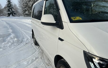 Volkswagen Caravelle T6 рестайлинг, 2019 год, 4 200 000 рублей, 8 фотография