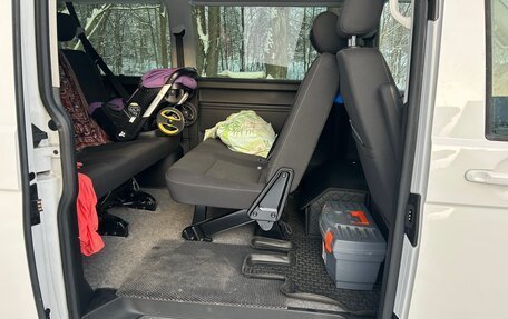 Volkswagen Caravelle T6 рестайлинг, 2019 год, 4 200 000 рублей, 11 фотография