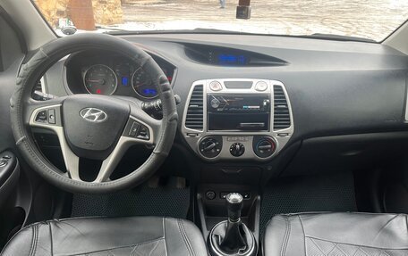 Hyundai i20 IB рестайлинг, 2010 год, 730 000 рублей, 10 фотография