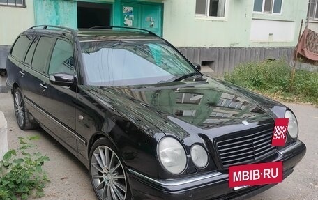 Mercedes-Benz E-Класс, 1998 год, 950 000 рублей, 4 фотография