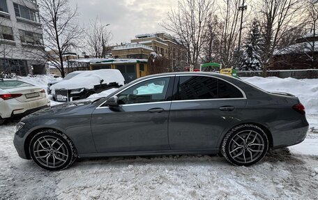 Mercedes-Benz E-Класс, 2020 год, 3 950 000 рублей, 5 фотография