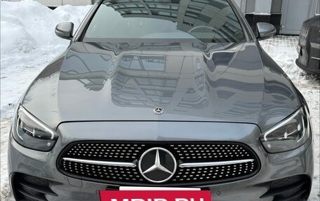 Mercedes-Benz E-Класс, 2020 год, 3 950 000 рублей, 2 фотография