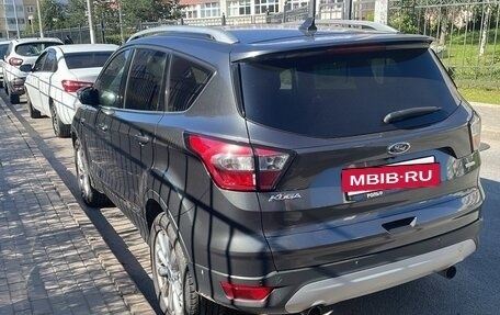 Ford Kuga III, 2017 год, 1 590 000 рублей, 2 фотография