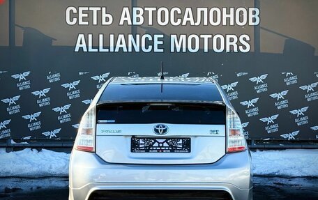 Toyota Prius, 2010 год, 919 000 рублей, 6 фотография