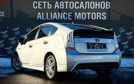 Toyota Prius, 2010 год, 919 000 рублей, 5 фотография