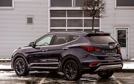 Hyundai Santa Fe III рестайлинг, 2018 год, 1 755 000 рублей, 4 фотография