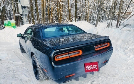 Dodge Challenger III рестайлинг 2, 2019 год, 3 450 000 рублей, 3 фотография