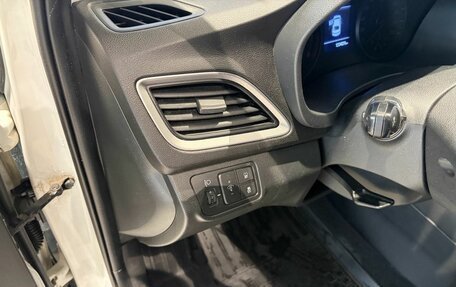 Hyundai Solaris II рестайлинг, 2017 год, 1 199 000 рублей, 9 фотография