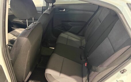 Hyundai Solaris II рестайлинг, 2017 год, 1 199 000 рублей, 10 фотография