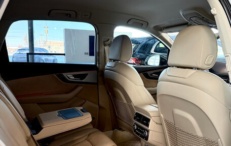 Audi Q7, 2019 год, 5 400 000 рублей, 34 фотография