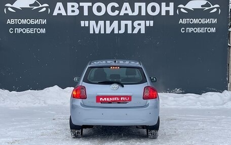 Toyota Auris II, 2008 год, 620 000 рублей, 4 фотография