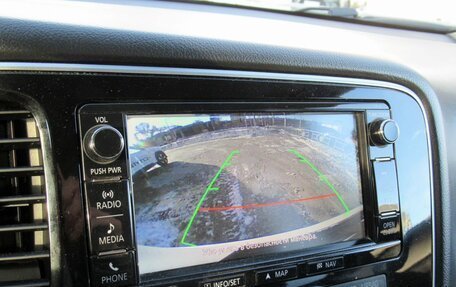 Mitsubishi Outlander III рестайлинг 3, 2016 год, 1 815 000 рублей, 18 фотография