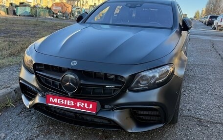 Mercedes-Benz E-Класс AMG, 2017 год, 7 100 000 рублей, 1 фотография