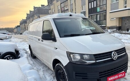 Volkswagen Transporter T6 рестайлинг, 2019 год, 1 850 000 рублей, 2 фотография