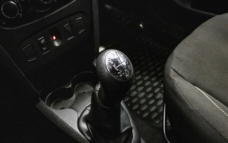 Renault Sandero II рестайлинг, 2016 год, 899 000 рублей, 21 фотография