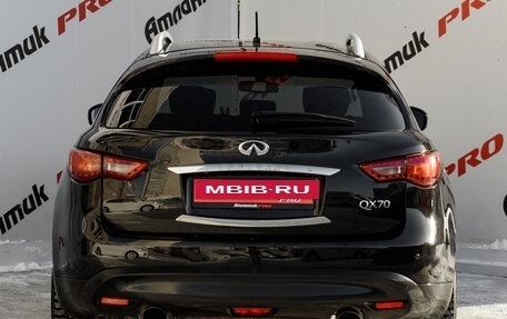 Infiniti QX70, 2013 год, 2 130 000 рублей, 35 фотография