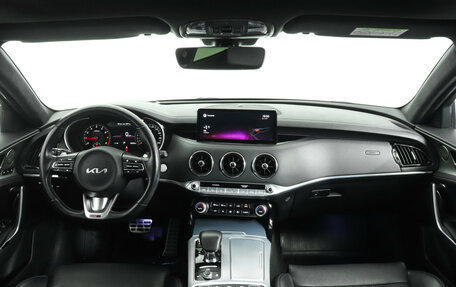 KIA Stinger I, 2022 год, 4 200 000 рублей, 12 фотография