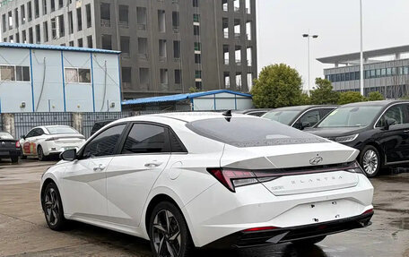 Hyundai Elantra, 2022 год, 1 447 000 рублей, 5 фотография