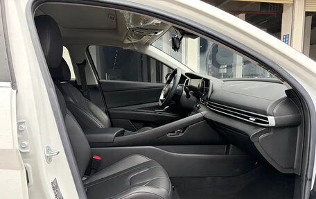 Hyundai Elantra, 2022 год, 1 447 000 рублей, 12 фотография