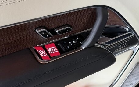 Land Rover Range Rover IV рестайлинг, 2022 год, 17 500 000 рублей, 4 фотография