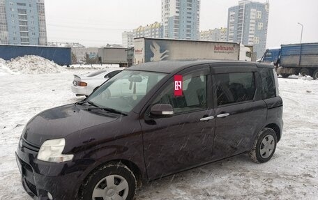 Toyota Sienta I, 2011 год, 965 000 рублей, 12 фотография