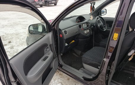 Toyota Sienta I, 2011 год, 965 000 рублей, 22 фотография