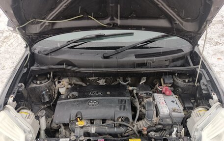 Toyota Sienta I, 2011 год, 965 000 рублей, 30 фотография