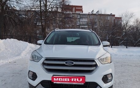 Ford Kuga III, 2019 год, 2 400 000 рублей, 2 фотография