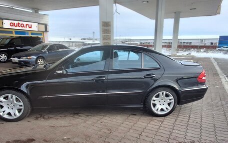 Mercedes-Benz E-Класс, 2005 год, 1 200 000 рублей, 4 фотография