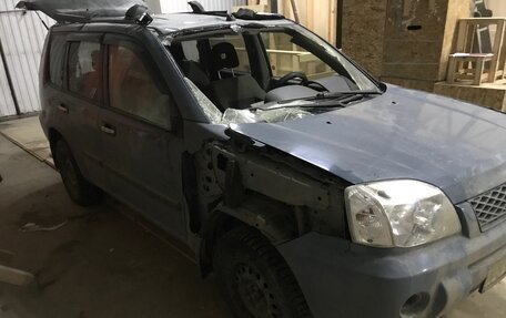 Nissan X-Trail, 2005 год, 250 000 рублей, 3 фотография