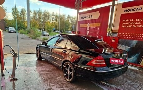 Mercedes-Benz C-Класс, 2005 год, 800 000 рублей, 6 фотография