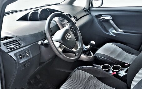 Toyota Verso I, 2009 год, 750 000 рублей, 17 фотография