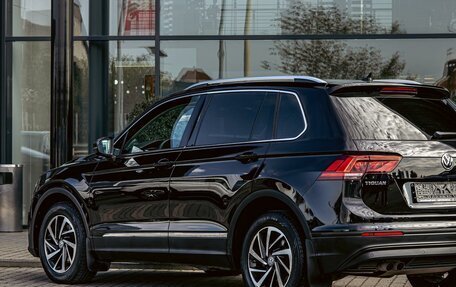 Volkswagen Tiguan II, 2020 год, 2 375 000 рублей, 8 фотография